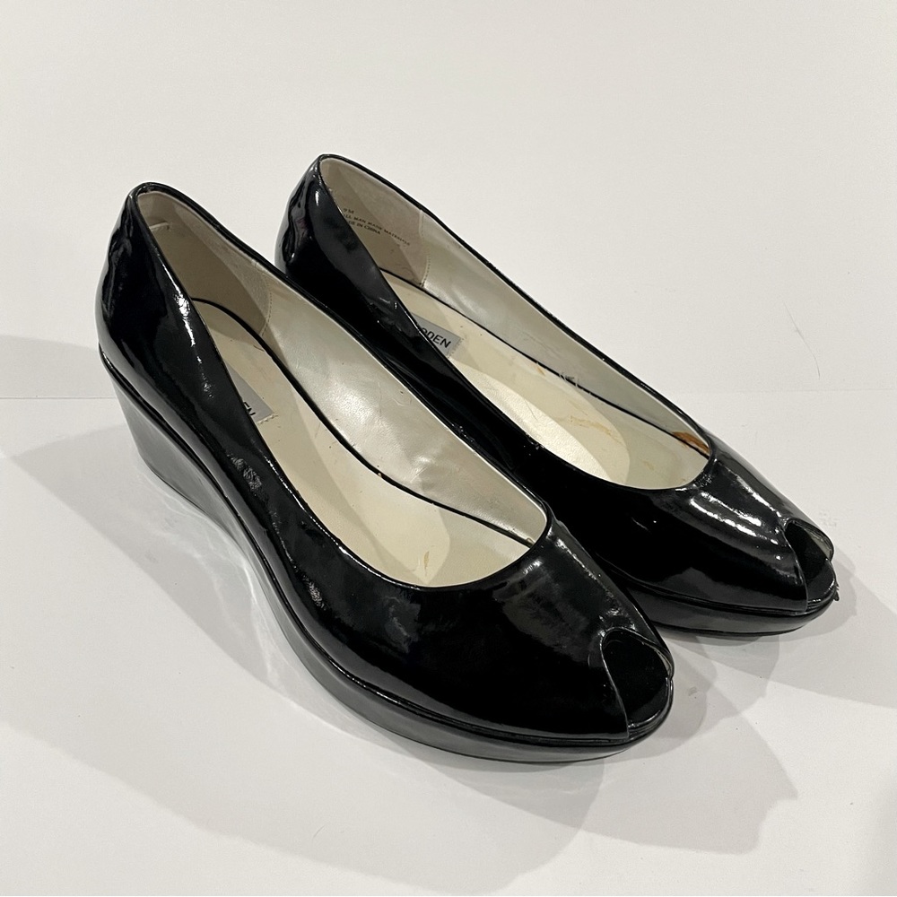Steve Madden Black 2” Platforms